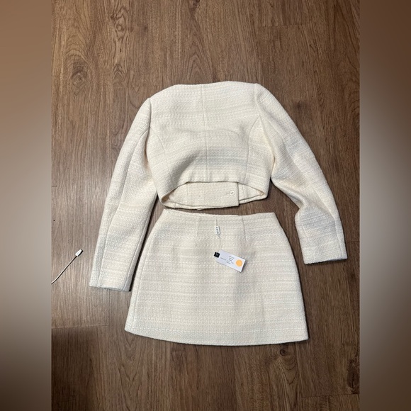 ASTR the Label Rosario Tweed Cropped Jacket & Mini Skirt Set in Cream Size S NWT - Picture 7 of 7